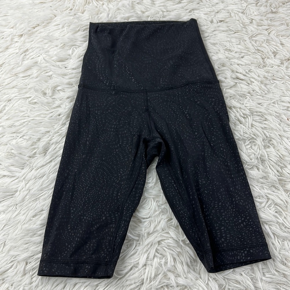 Lululemon Align Super High Rise Short *10" Speckle Emboss Black